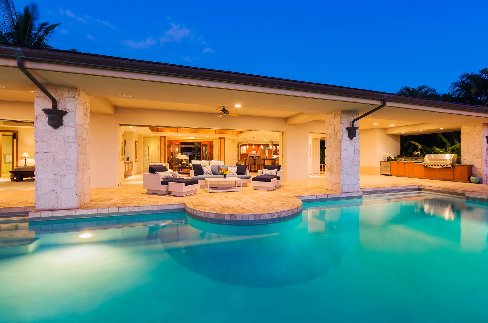 pool builder Arizona