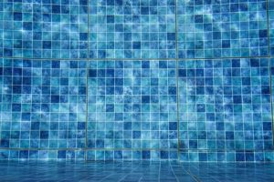 How Long Should Pool Tile Last?