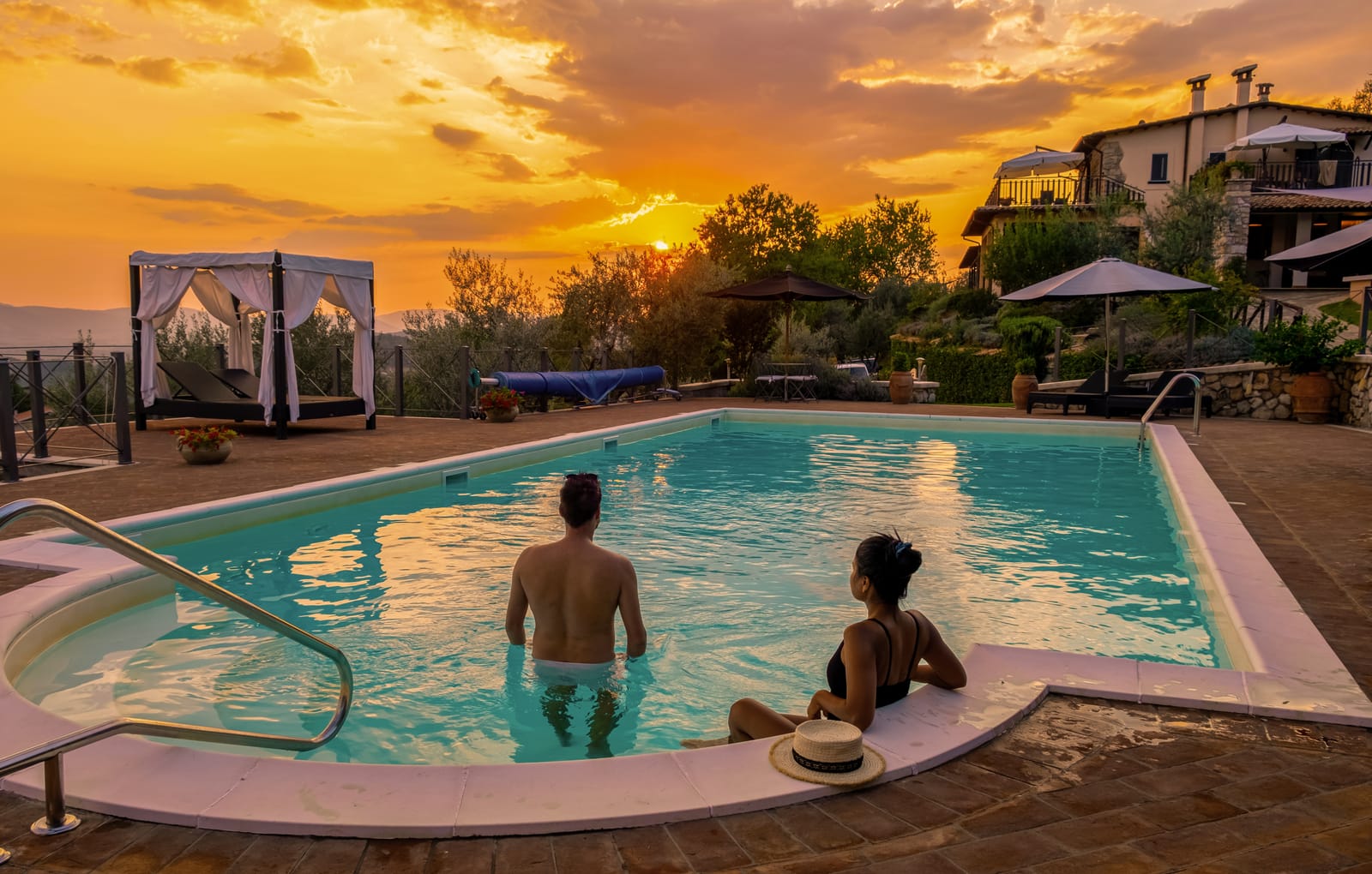 Stages of Pool Construction (Every Single Stage)